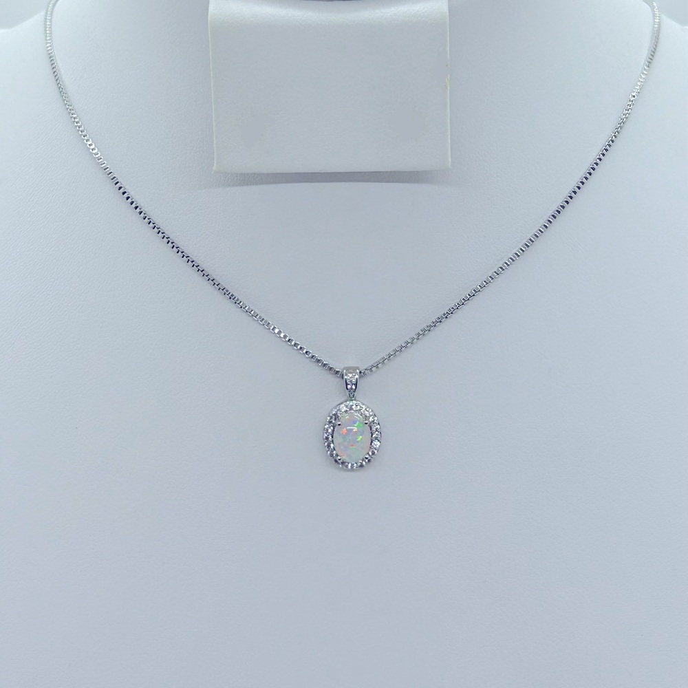 Fire Opal Silver Pendant Necklace - Picture 3 of 4